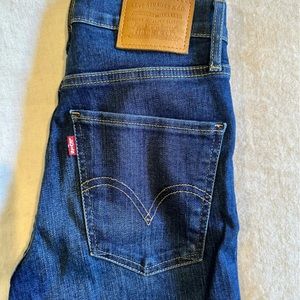 Mile high super skinny Levi’s